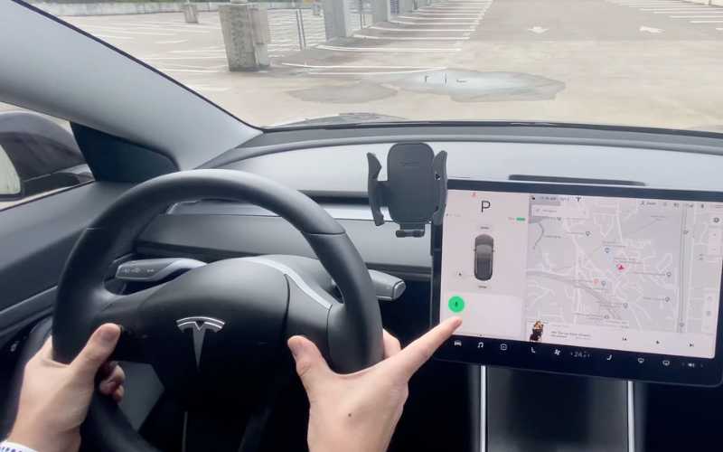 reboot tesla touch screen